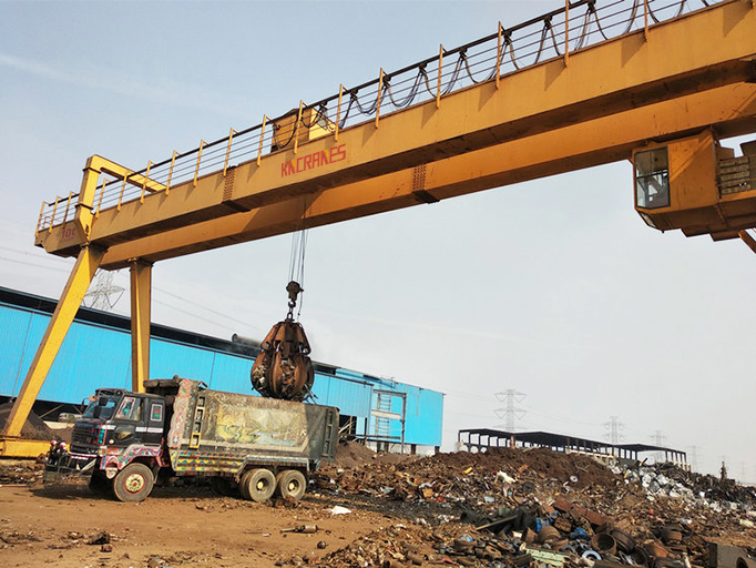 Scrap Yard Gantry Crane