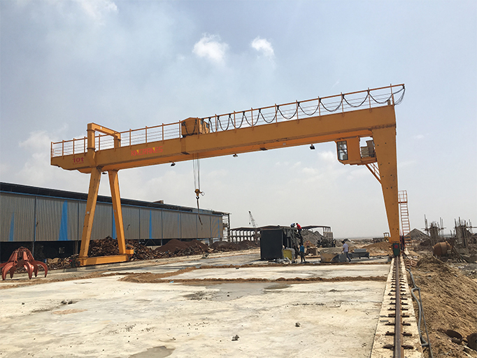 Scrap Yard Gantry Gruo