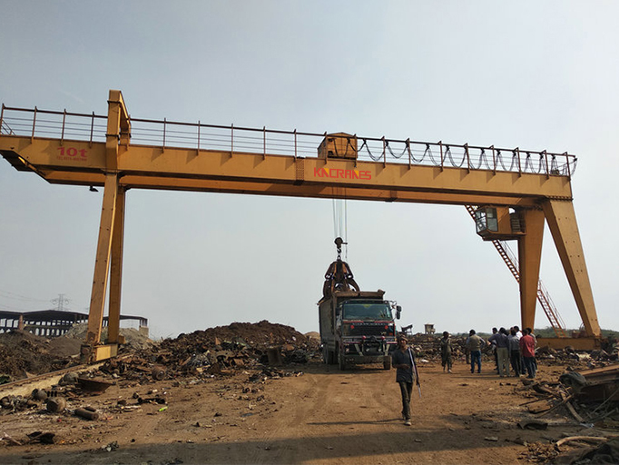 Scrap Yard Gantry Crane