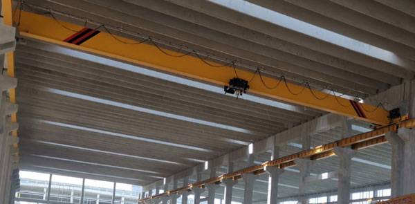 overhead crane