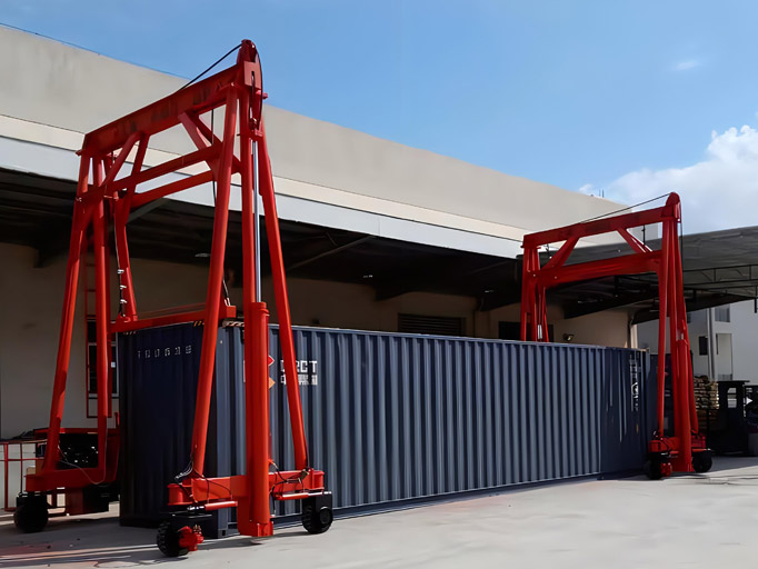 Mast Mobile Container Crane