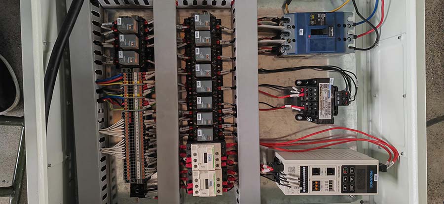 5吨龙门起重机电源系统